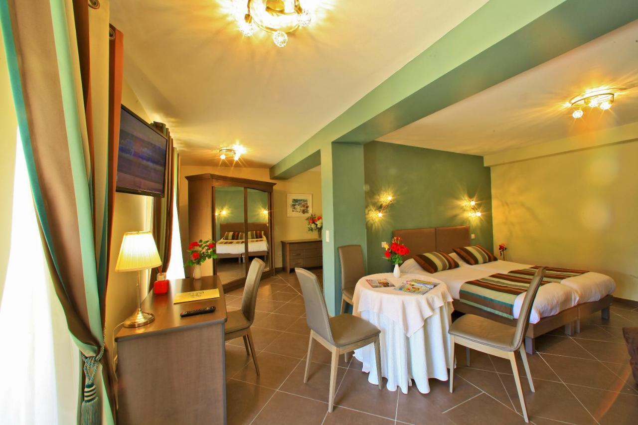 Hotel Restaurant Laborderie Tamniès Exteriör bild